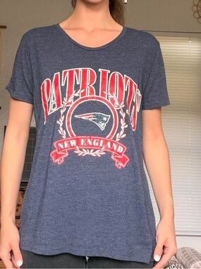 New England Patriots Navy Graphic Tee